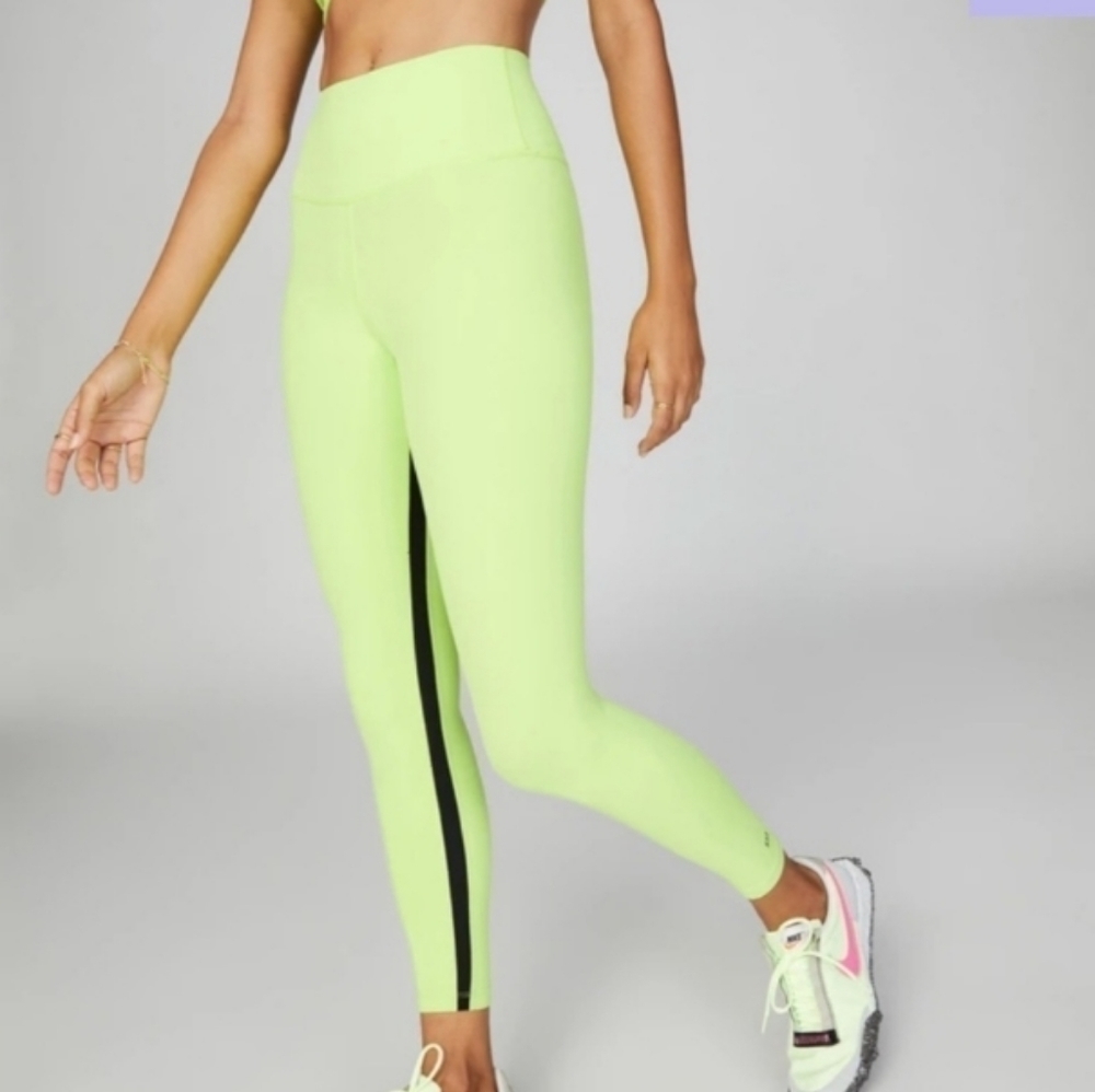 SPLITS59 Liya Airweight High Waist 7/8 Legging in Neon Lime